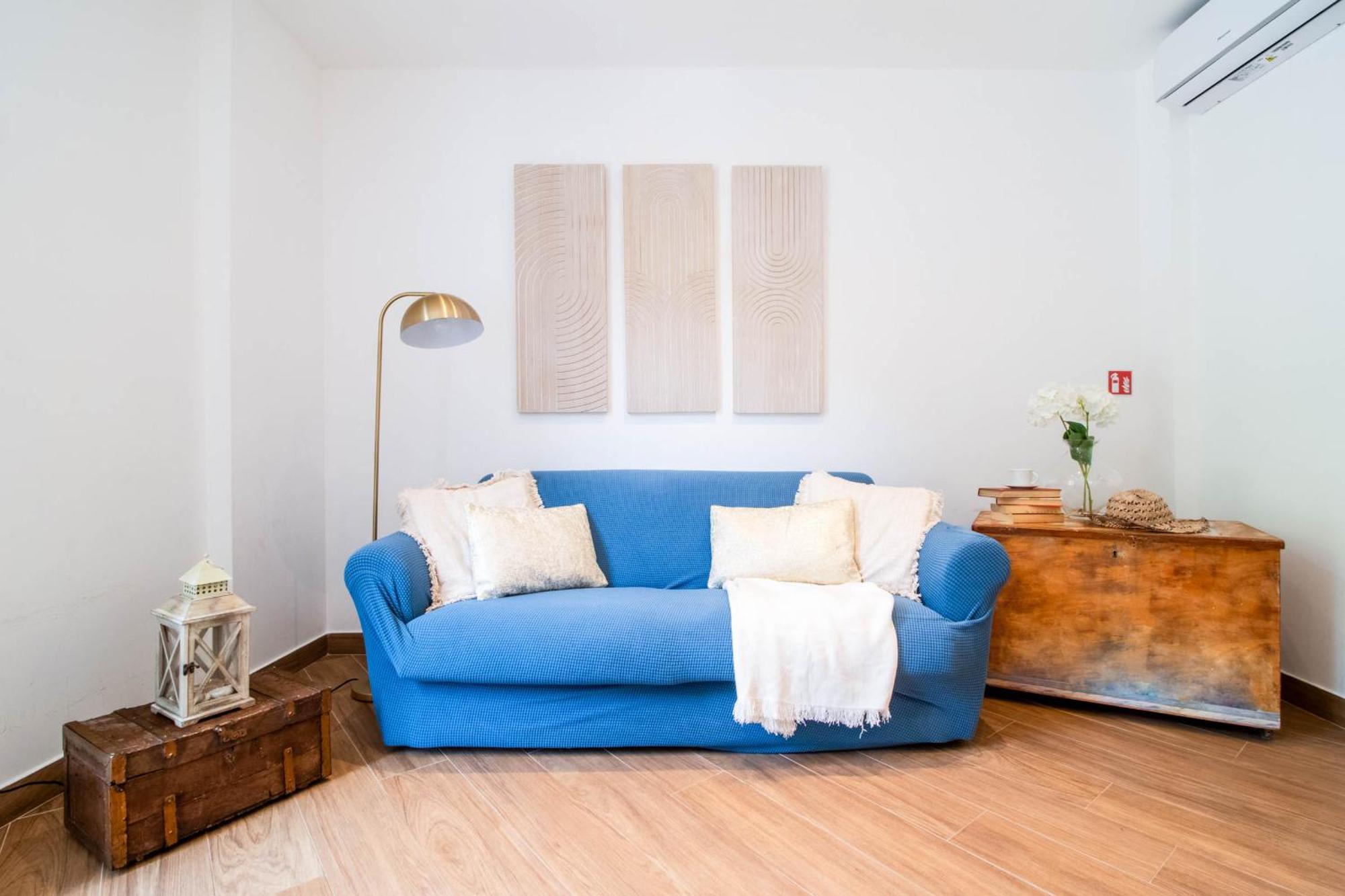 Blue Dolphin By Portofinohomes *